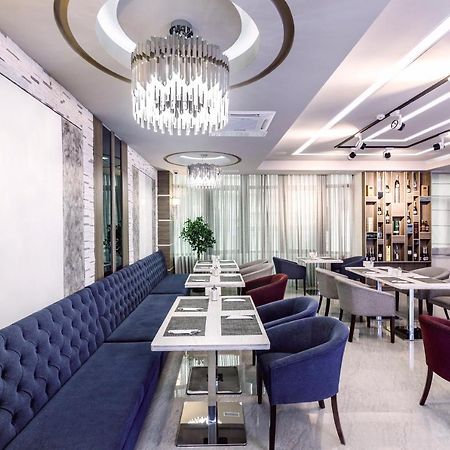 Parallel Hotel Baku Exterior photo